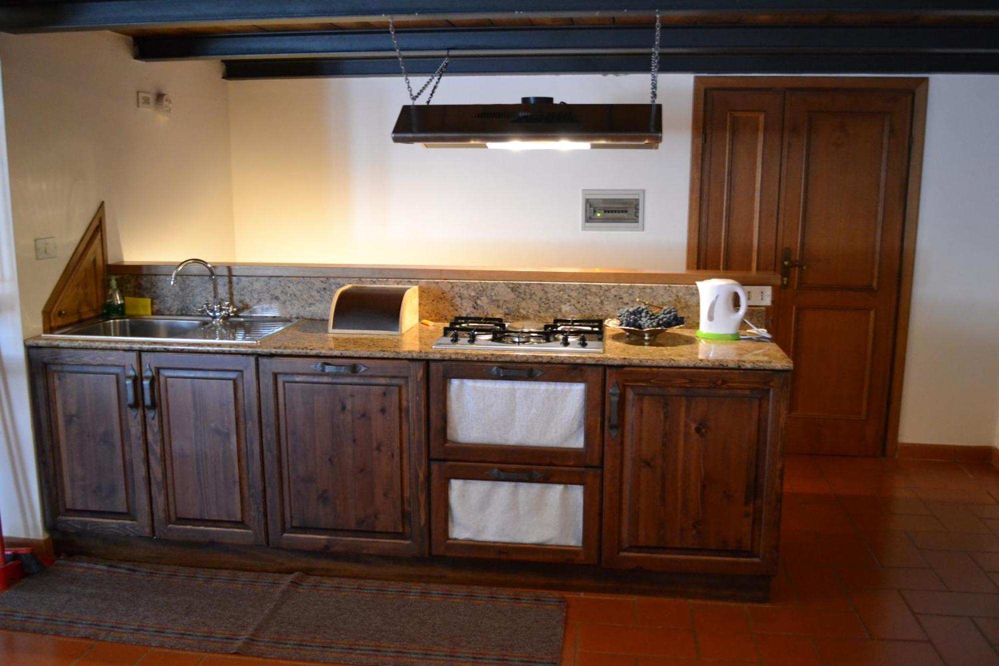גאיולה אין קיאנטי Osteria Carnivora Guest House חדר תמונה