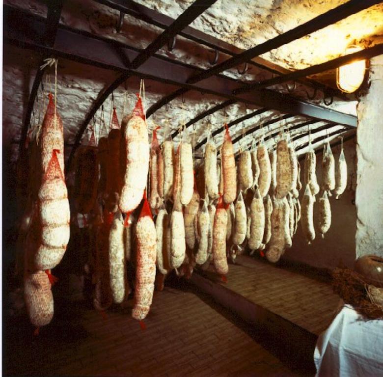 גאיולה אין קיאנטי Osteria Carnivora Guest House מראה חיצוני תמונה