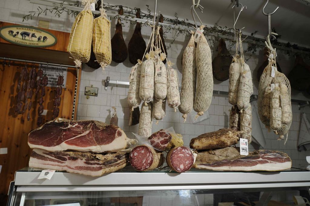גאיולה אין קיאנטי Osteria Carnivora Guest House מראה חיצוני תמונה